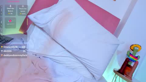 V A  N E S S A  online show from December 1, 11:18 pm