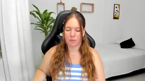 Samantha samy online show from February 22, 3:01 am