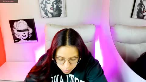 Samantha online show from April 23, 3:47 pm