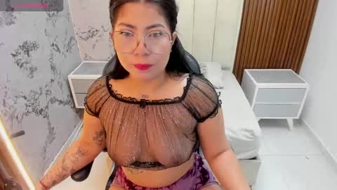 samaralee3 online show from February 17, 12:37 pm