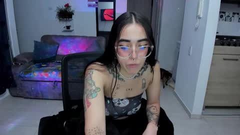 SARA online show from February 13, 3:19 am