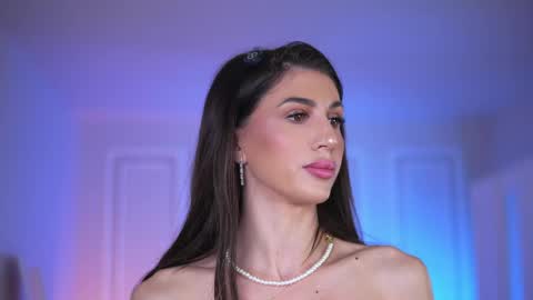 Sammi online show from April 11, 5:35 am