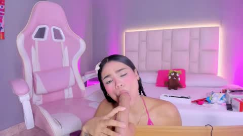 Sammy Rose online show from November 27, 8:45 pm