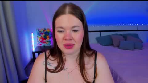 sandra_brown_ online show from January 12, 2:22 pm