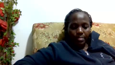 sandra online show from March 14, 5:25 pm