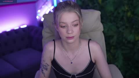 Sandy online show from May 11, 1:35 pm