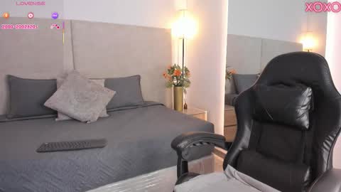 Saori  online show from February 21, 11:55 am