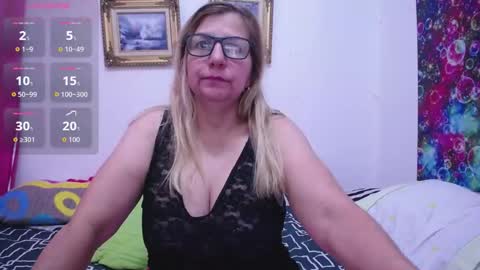 sara online show from December 2, 9:39 pm