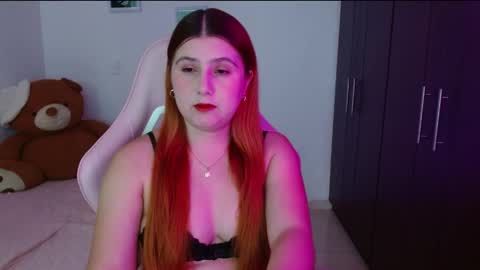 sara_160 online show from April 13, 9:15 pm