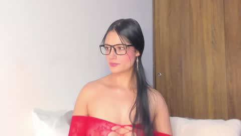 Sara online show from December 18, 7:36 am