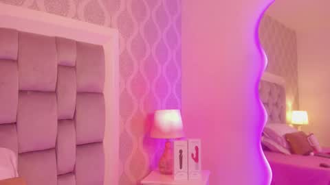 Sara online show from February 28, 3:59 am