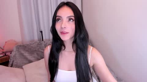 Sara  online show from April 9, 6:05 am