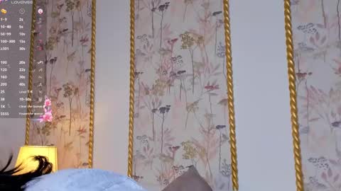 Sara online show from September 17, 7:45 pm