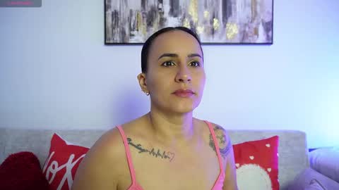   online show from October 21, 11:25 am