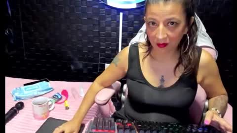 no limits sarah online show from February 17, 12:21 am