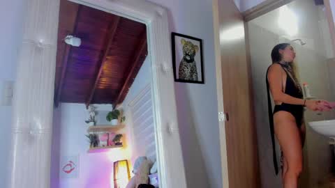   online show from April 11, 12:42 pm