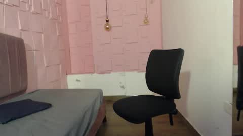 Sara online show from February 19, 8:07 pm