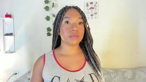 sara sofia online show from January 13, 1:34 am