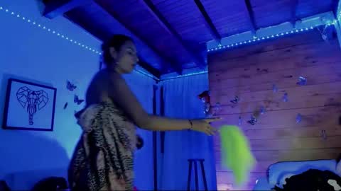 SARA online show from February 7, 9:02 am