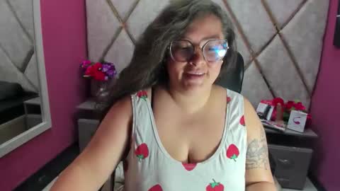 sara_thonson_ online show from March 19, 3:55 am