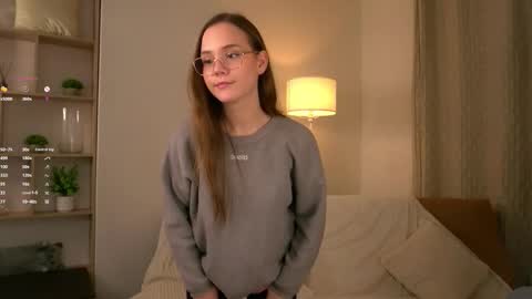 Im Sara  online show from January 7, 6:55 pm