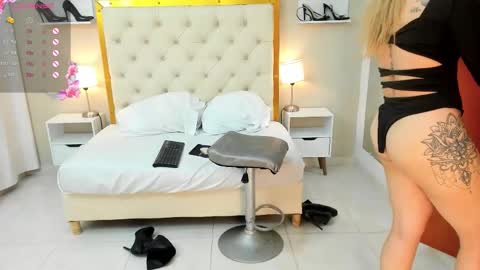 Saraa Gomez online show from September 19, 4:55 am