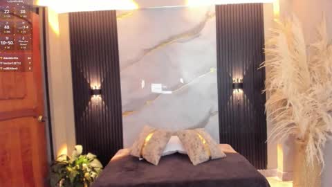 saraa_stormy online show from March 13, 10:00 pm