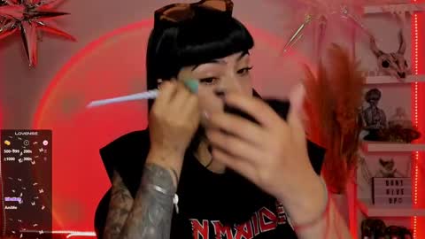 Sara online show from March 5, 11:06 pm