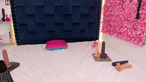 SARAHGIL online show from September 25, 3:05 am