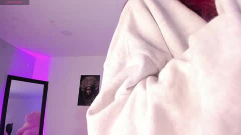 Sarada Parker online show from May 26, 4:06 pm