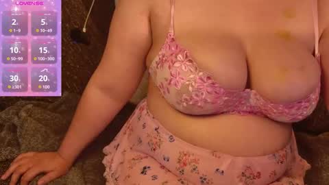 saraeve33 online show from October 24, 7:32 pm