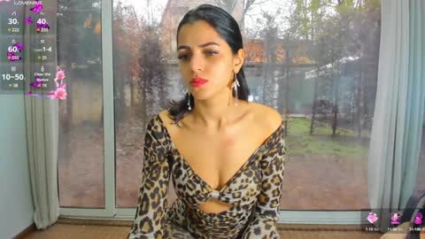 Sara online show from December 9, 8:55 am