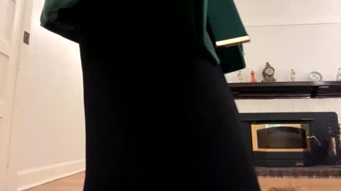 Sarah Heart Aus online show from March 2, 7:10 am