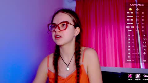 Sarah online show from January 3, 9:15 am