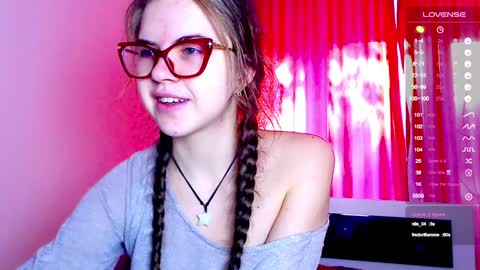 Sarah online show from December 13, 7:48 am