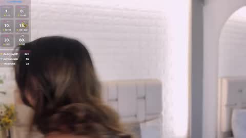     online show from October 3, 12:21 pm