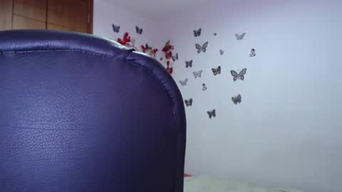 Sarah online show from January 10, 2:35 am