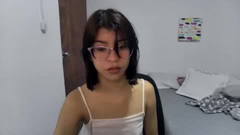 Sarah  online show from September 11, 1:00 pm