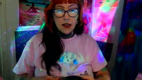 Sarah T online show from February 21, 6:36 am