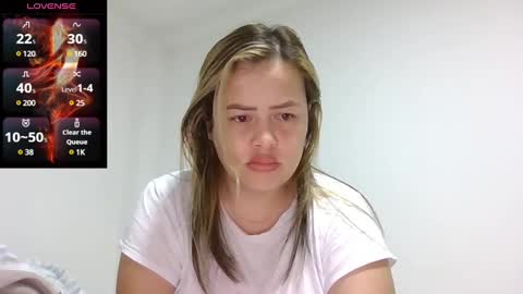 sara martinez online show from February 25, 11:43 am