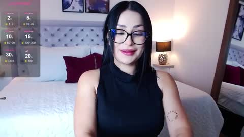   Sara  online show from February 17, 3:33 pm