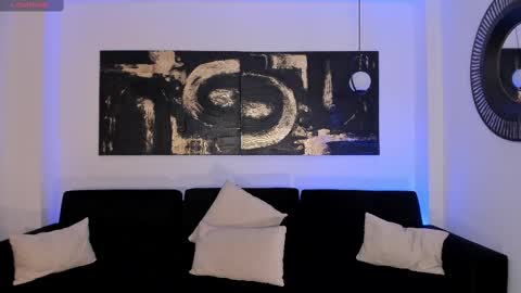 Sara Winstone online show from February 13, 8:13 pm