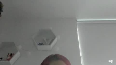 Saray  online show from March 3, 9:45 pm