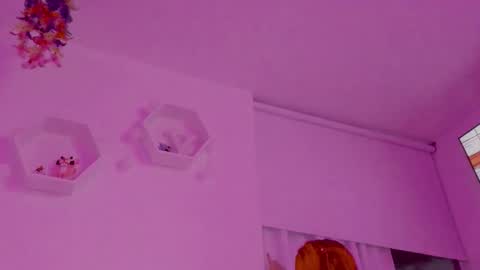 Saray  online show from October 29, 11:18 pm