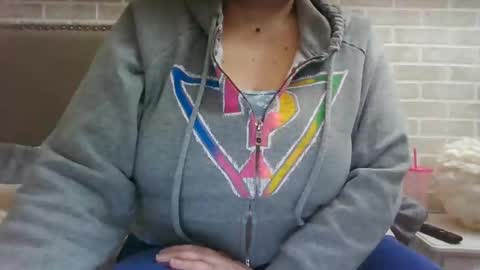 Sara online show from February 17, 5:44 pm