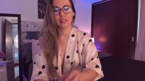 sarha online show from September 26, 1:20 pm