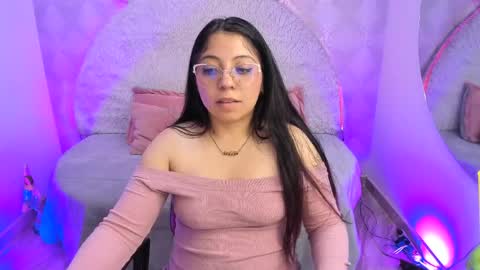 Sara online show from April 9, 5:43 am