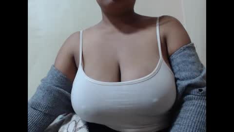 saronette online show from October 8, 10:41 am