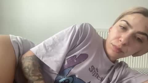 Sarrah online show from February 2, 12:24 pm