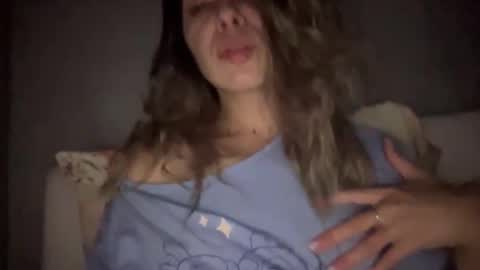 Sarrah online show from December 17, 9:19 pm